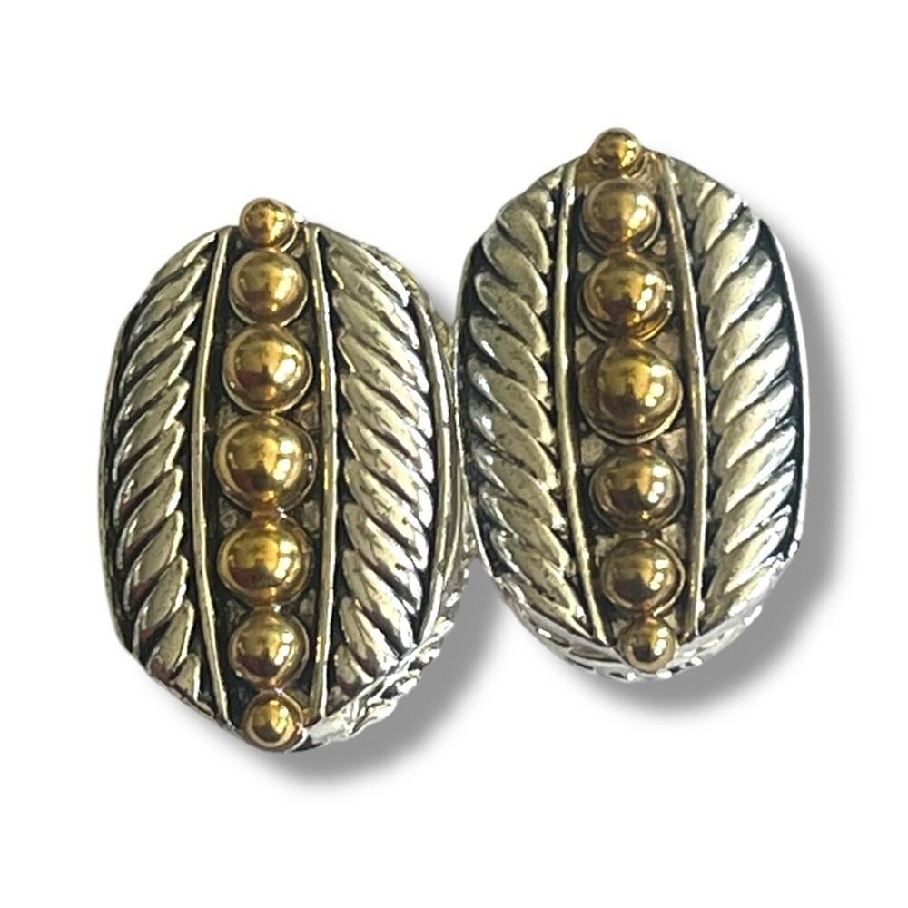 AVON Vintage oval reversible magnetic clip on earrings